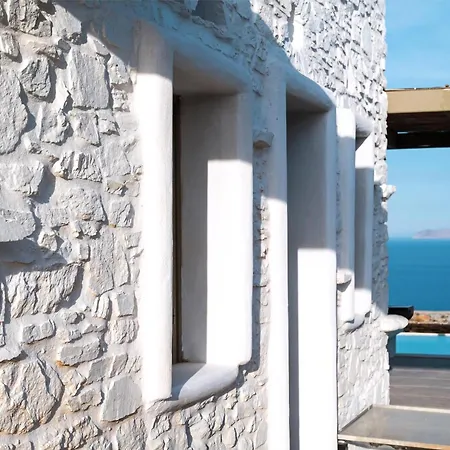 Elegant Kythnos Orangerie 4 Bedrooms Private Terrace With Infinity Pool Captivating Sea Views Bbq Close To , וילה Agios Dimitrios (Kythnos)